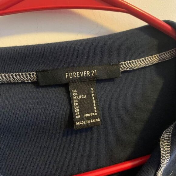 NWOT - Inverted-Seam Navy Collared Top - Picture 7 of 8